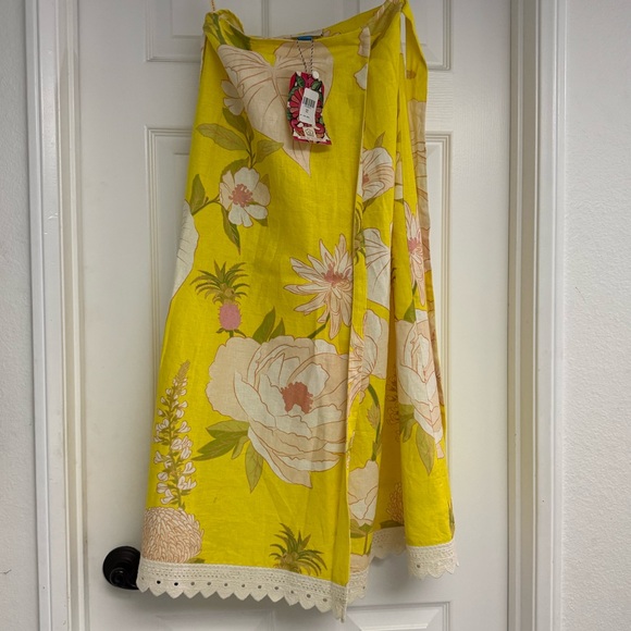 Farm Rio Floral Yellow Wrap Skirt - Picture 7 of 11